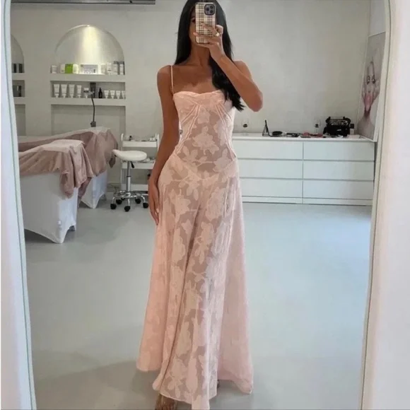 House of CB | Dresses | House Of Cb Seren Soft Pink Floral Lace Back Maxi  Dress | Poshmark